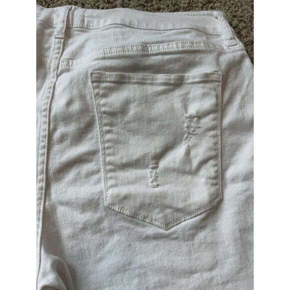 Dear John white denim Jean shorts, Size 31 - Picture 10 of 10